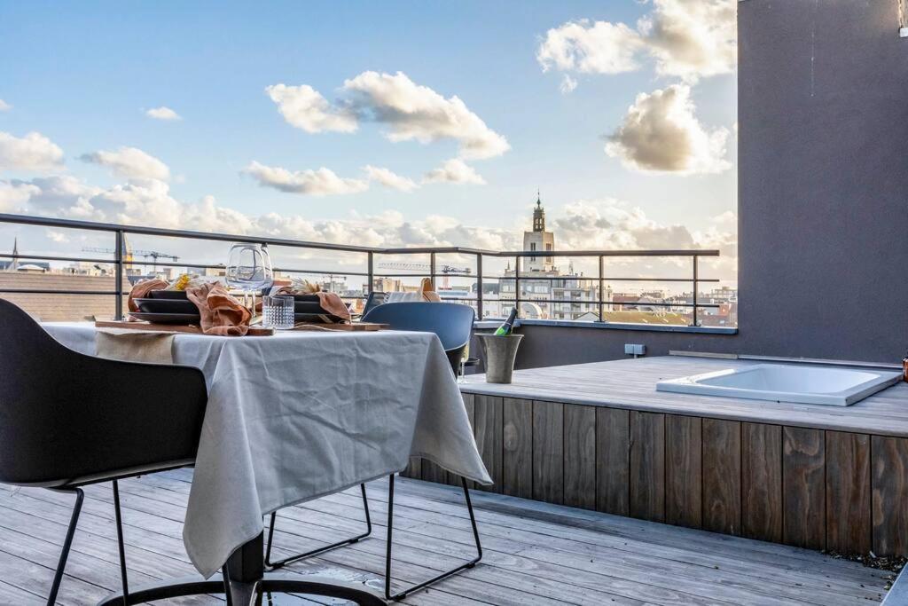 Love Nest - Your Cosy Penthouse Ostend Exterior photo