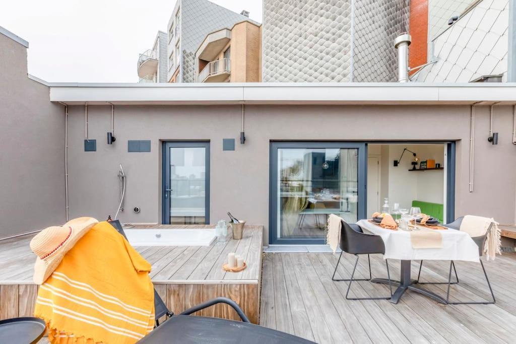 Love Nest - Your Cosy Penthouse Ostend Exterior photo
